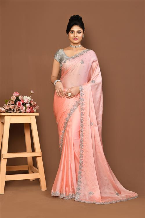 https://media.vinhemfashion.com/Images/FancytouchVol1VLS59WK1YE3SG7M/image/designer